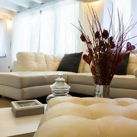 Apartament Corte Contessine *
